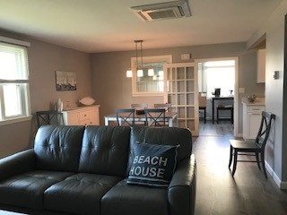 Narragansett, Rhode Island 02882, United States, 2 Bedrooms Bedrooms, ,1 BathroomBathrooms,Residential,Active,181797