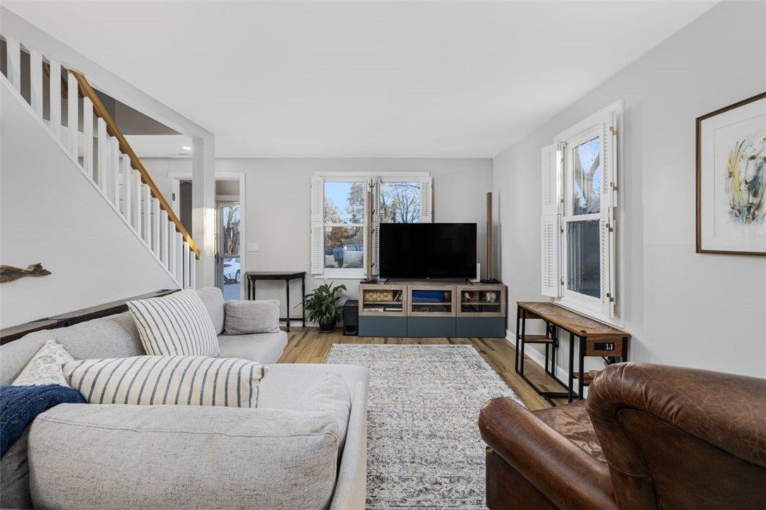 208 Marlborough Street 4