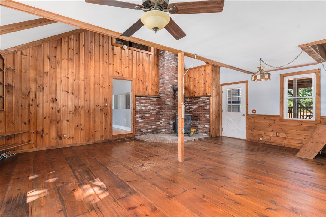 North Kingstown, Rhode Island 02852, United States, 3 Bedrooms Bedrooms, ,2 BathroomsBathrooms,Residential,Active,182924