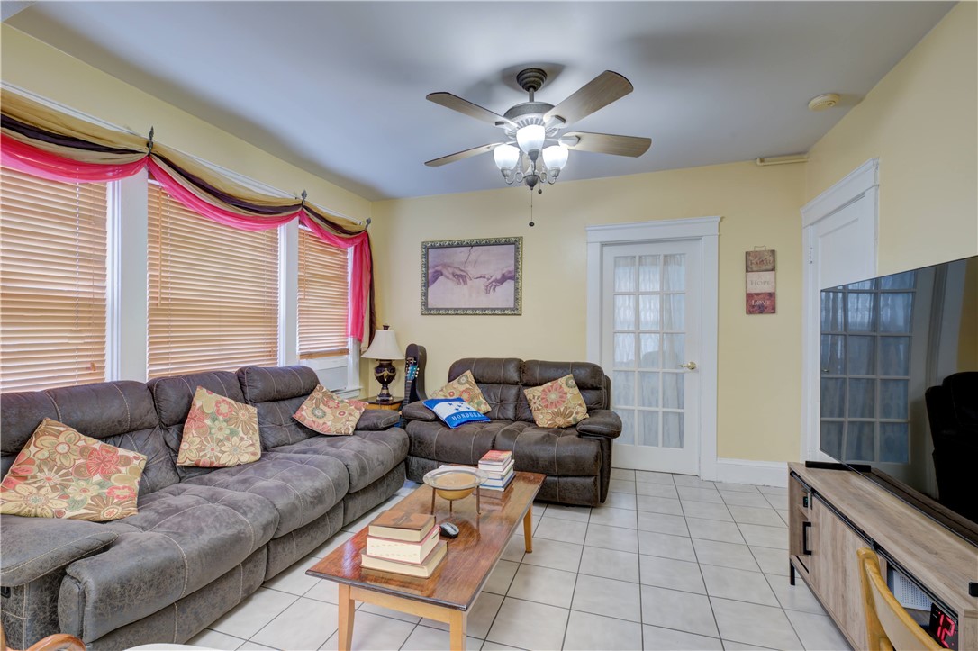 154 Gallatin Street 156