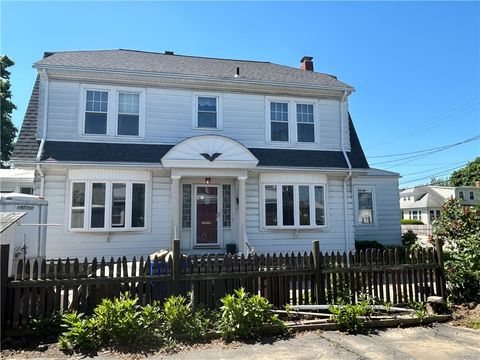 Single Family Residence in Pawtucket RI 12 Bloomfield Street.jpg