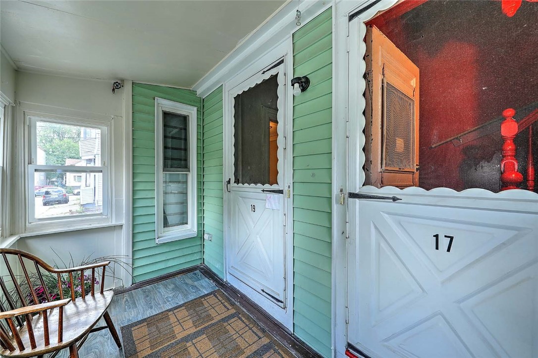 17 -19 Plum Street