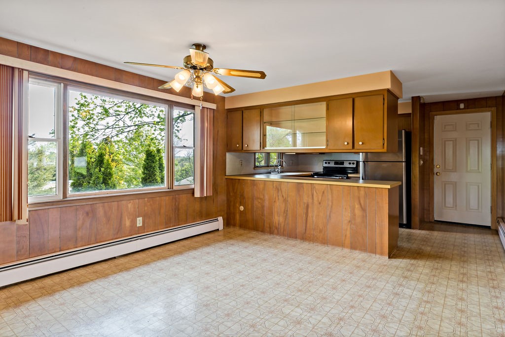 85 Sunset Avenue