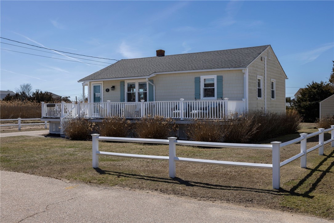 16 Lawton Avenue