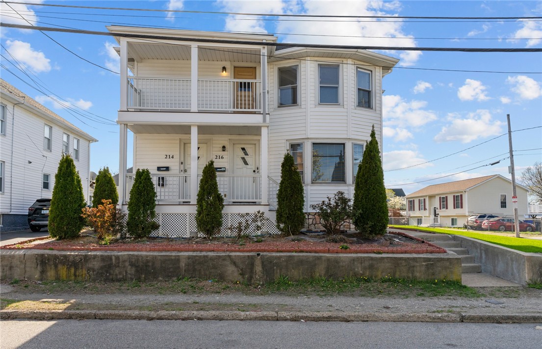 214 Kenyon Avenue