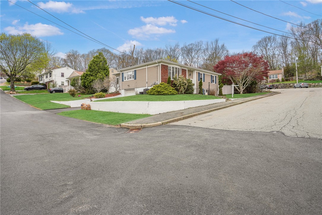 6 Longmeadow Drive