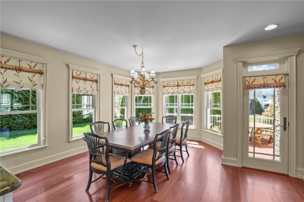Narragansett, Rhode Island, 02882, United States, 4 Bedrooms Bedrooms, ,4 BathroomsBathrooms,Residential,Active,2032894