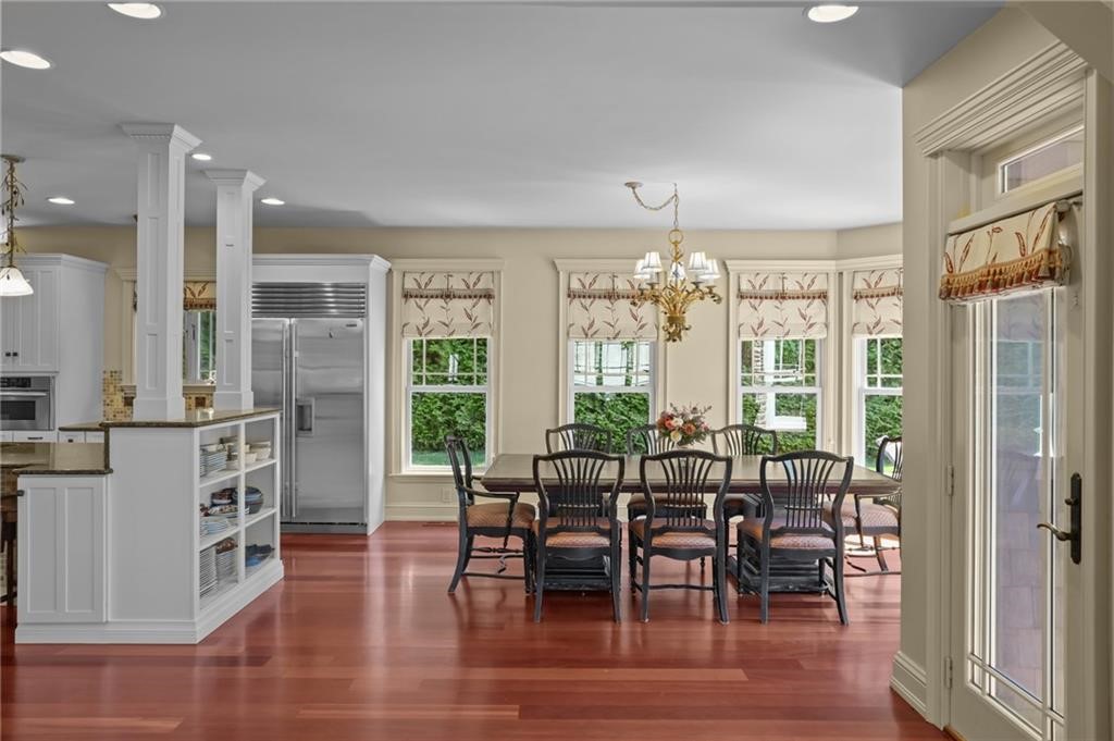 Narragansett, Rhode Island, 02882, United States, 4 Bedrooms Bedrooms, ,4 BathroomsBathrooms,Residential,Active,2032894