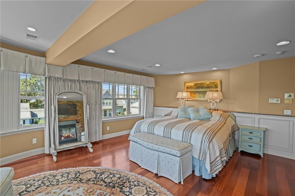 Narragansett, Rhode Island, 02882, United States, 4 Bedrooms Bedrooms, ,4 BathroomsBathrooms,Residential,Active,2032894