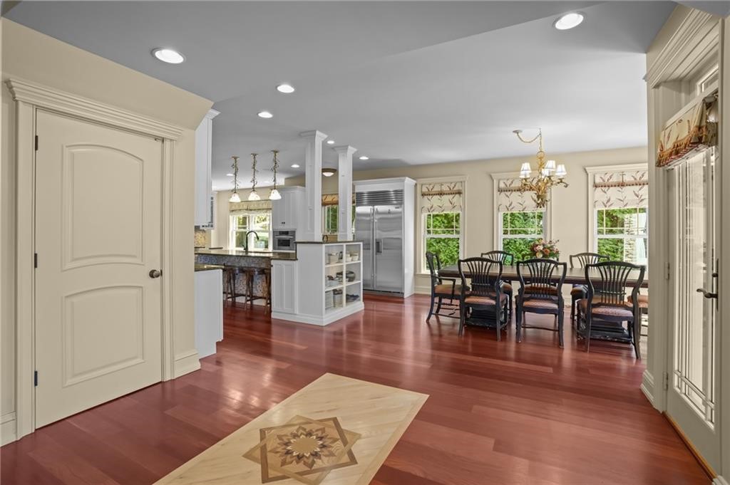 Narragansett, Rhode Island, 02882, United States, 4 Bedrooms Bedrooms, ,4 BathroomsBathrooms,Residential,Active,2032894