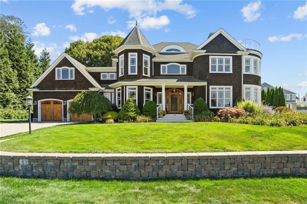Narragansett, Rhode Island, 02882, United States, 4 Bedrooms Bedrooms, ,4 BathroomsBathrooms,Residential,Active,2032894