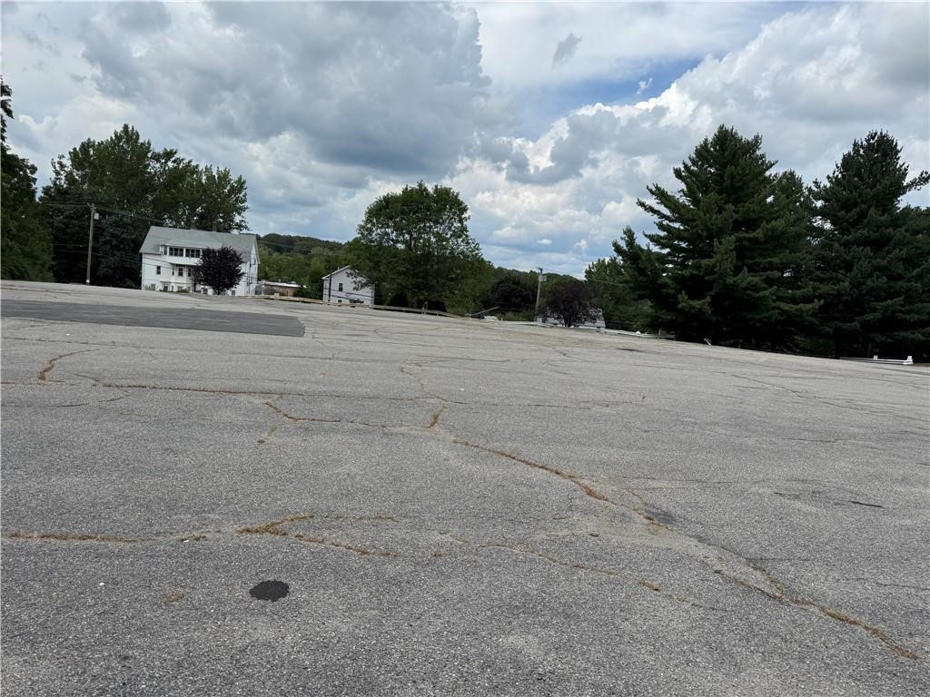 1418 Plainfield Pike