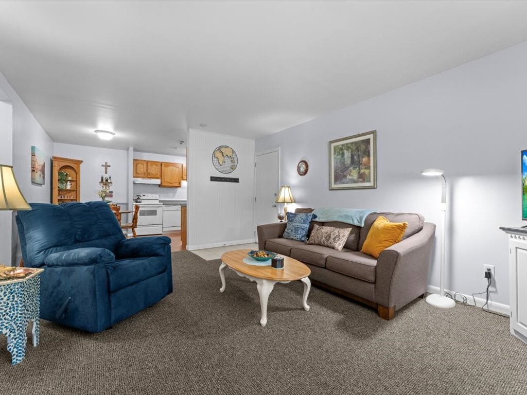 7 Apple Valley Parkway 8