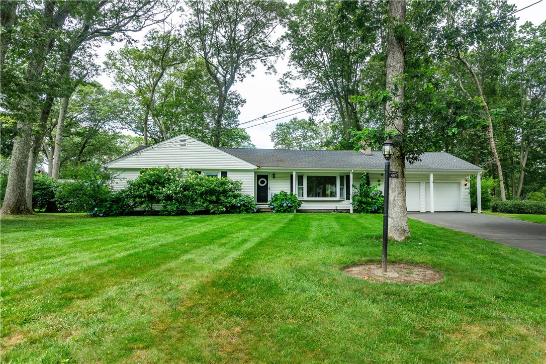 Warwick, Rhode Island 02886, United States, 3 Bedrooms Bedrooms, ,2 BathroomsBathrooms,Residential,Active,171841