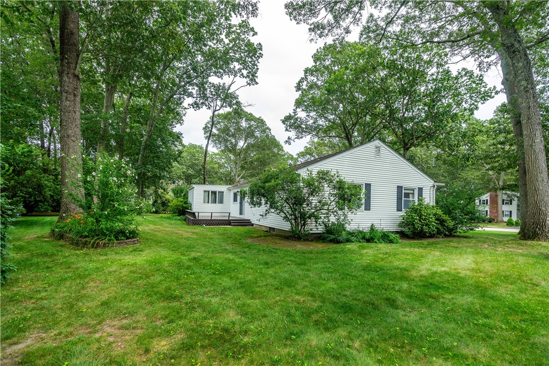 Warwick, Rhode Island 02886, United States, 3 Bedrooms Bedrooms, ,2 BathroomsBathrooms,Residential,Active,171841