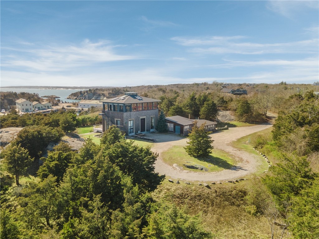 2 Fort Wetherill Road