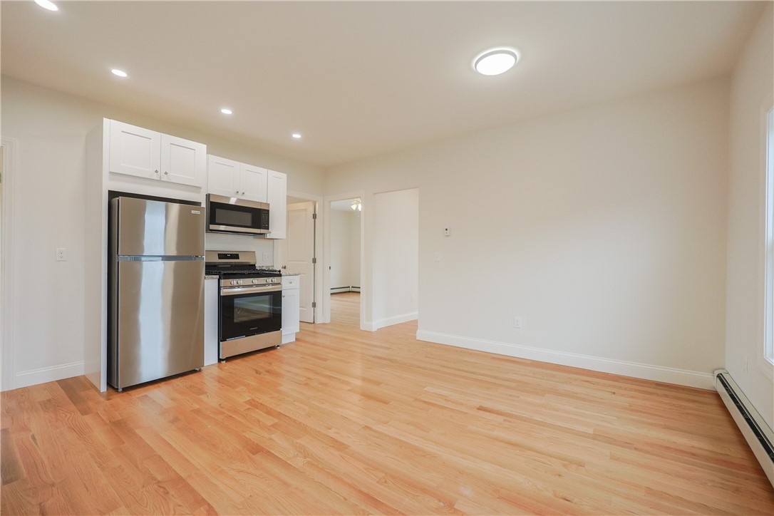 529 Wood St 4th floor Street 4