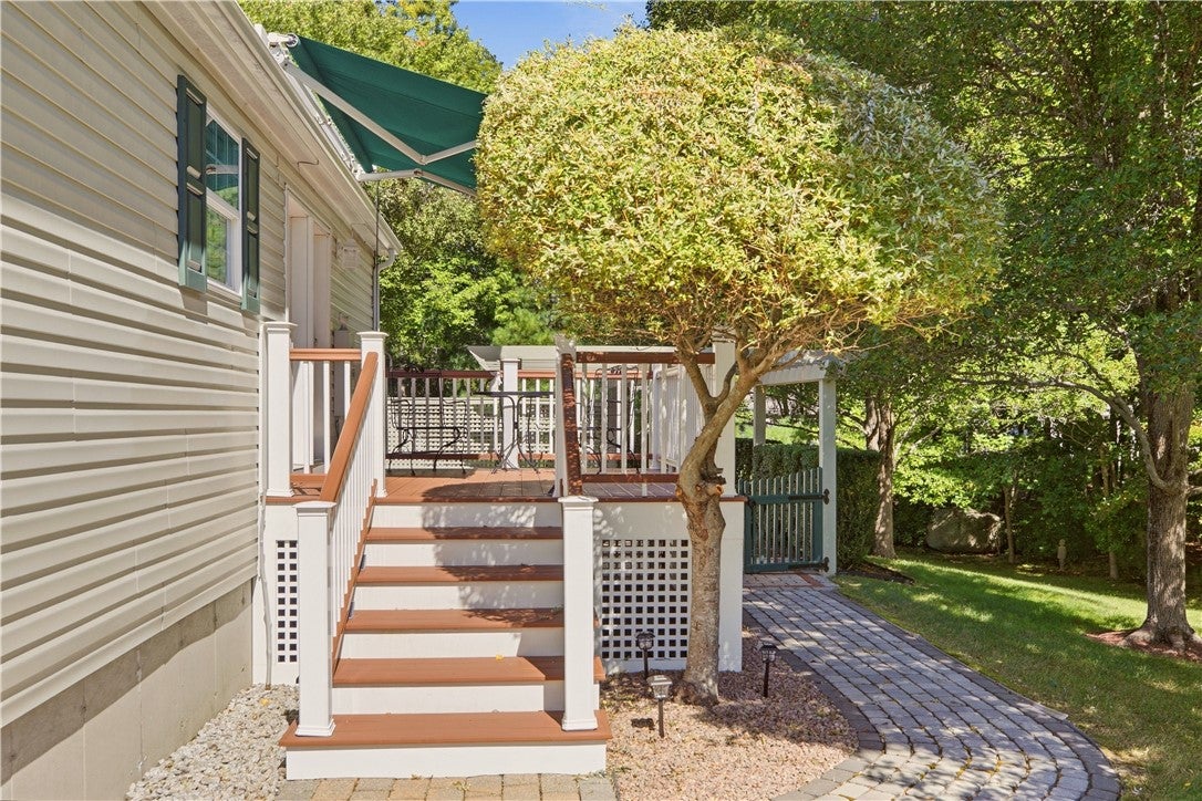 26 Mockingbird Lane
