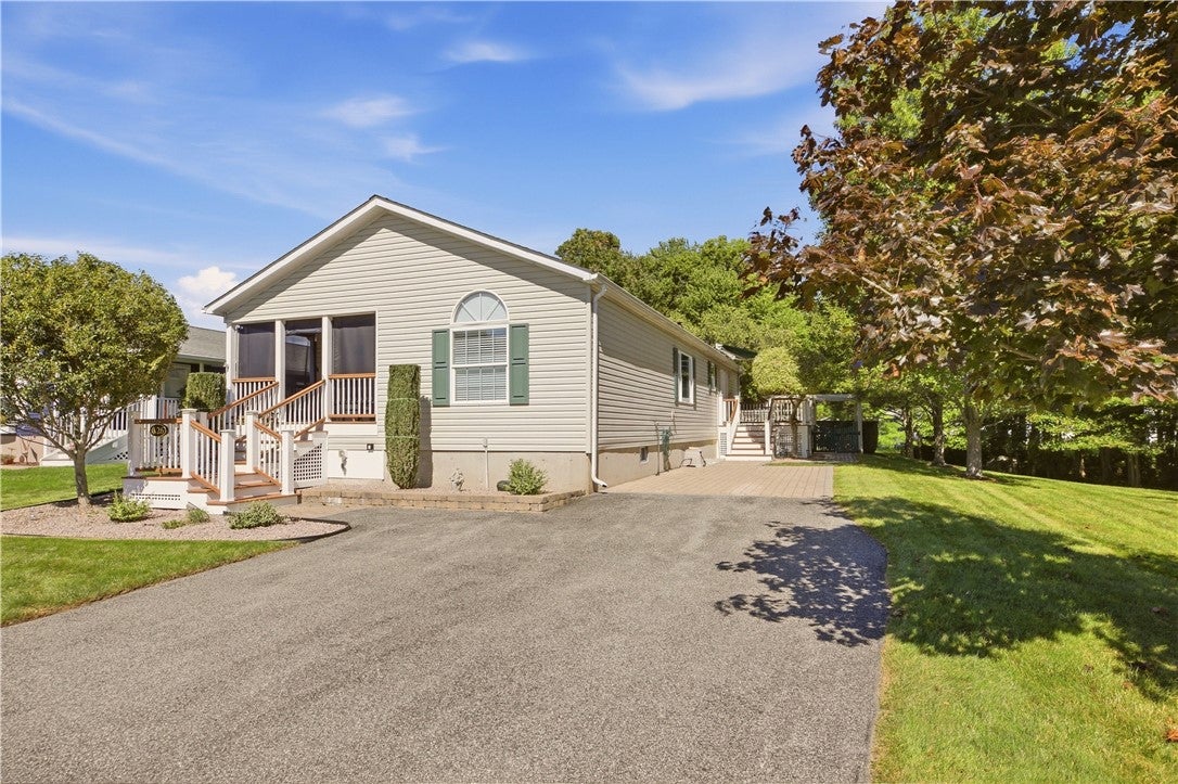 26 Mockingbird Lane