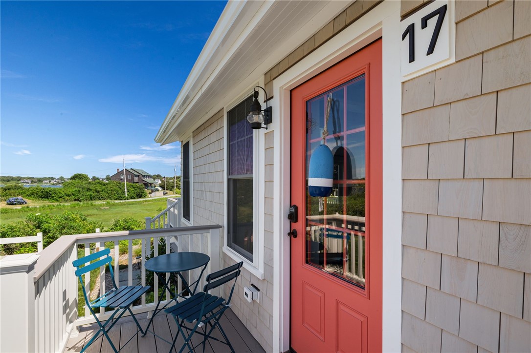 17 Goose Island Road