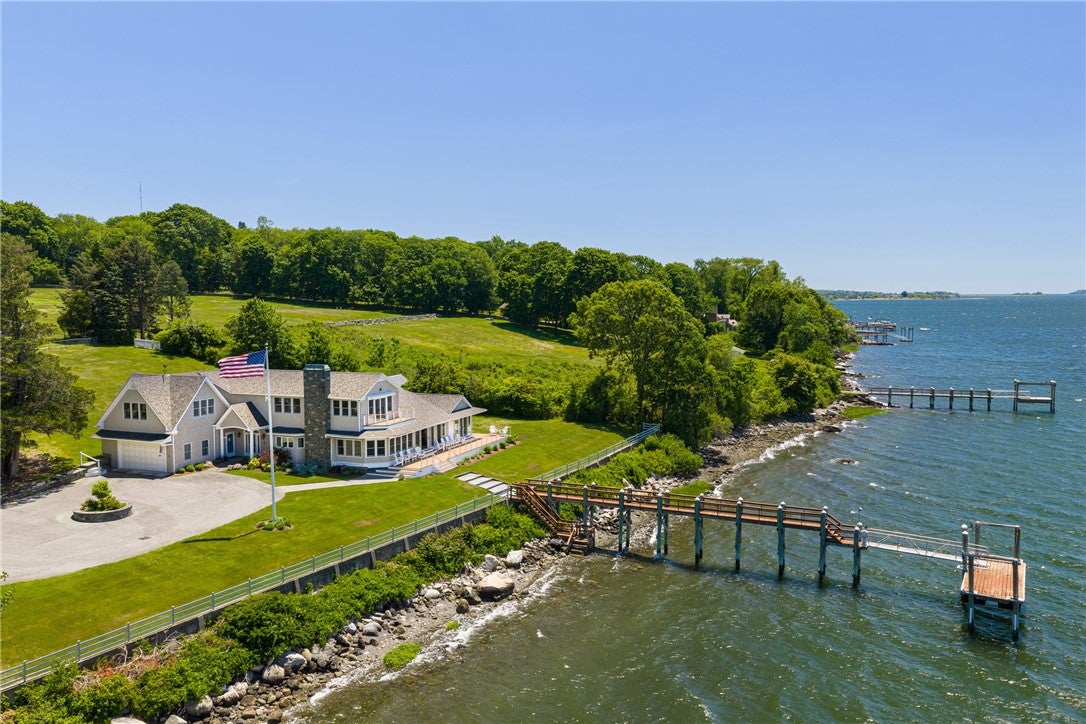 149 Nanaquaket Road