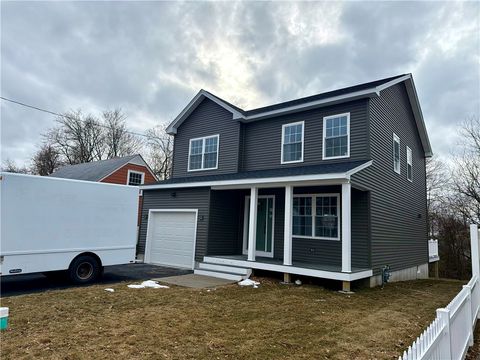 33 Hemlock Avenue Cranston RI 02910