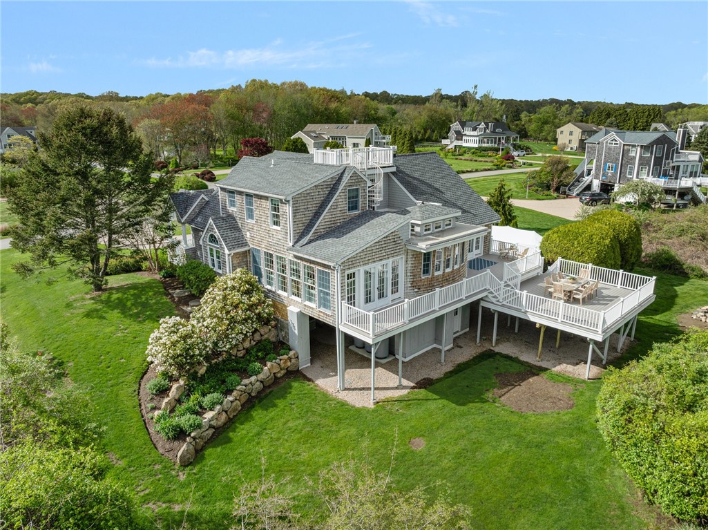 41 West Willow Lane