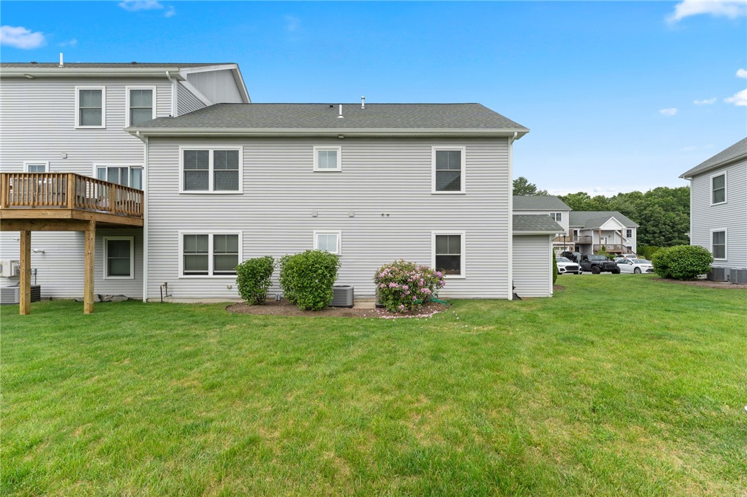 Richmond, Rhode Island 02898, United States, 2 Bedrooms Bedrooms, ,2 BathroomsBathrooms,Residential,Active,151433