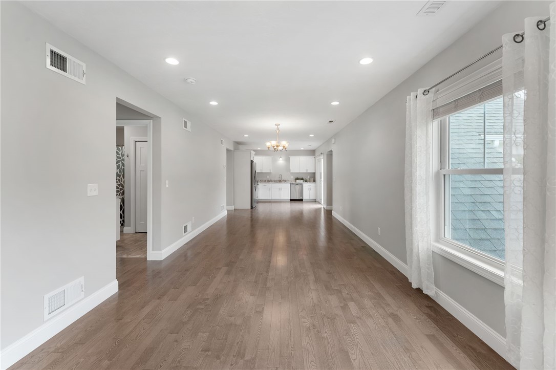 Richmond, Rhode Island 02898, United States, 2 Bedrooms Bedrooms, ,2 BathroomsBathrooms,Residential,Active,151433