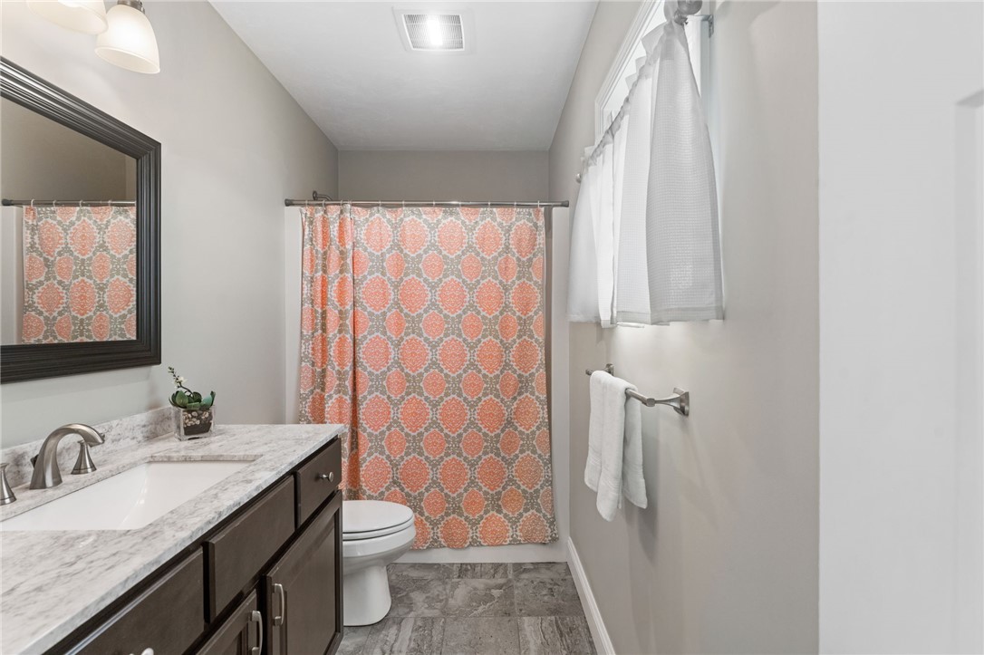 Richmond, Rhode Island 02898, United States, 2 Bedrooms Bedrooms, ,2 BathroomsBathrooms,Residential,Active,151433