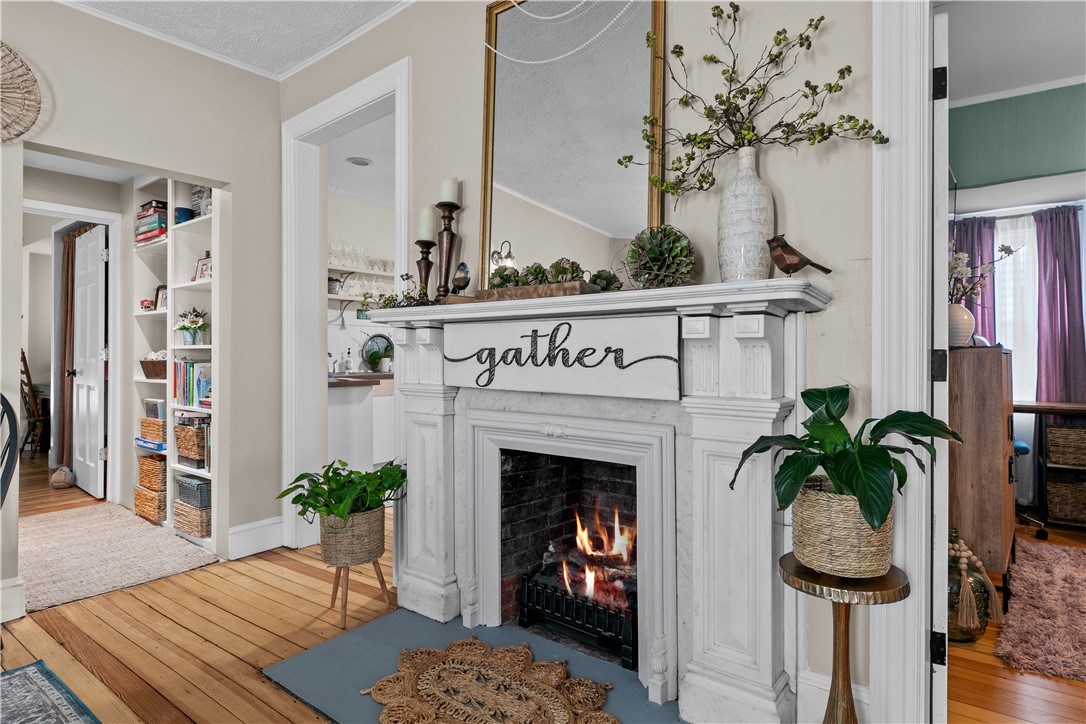 Newport, Rhode Island 02840, United States, 6 Bedrooms Bedrooms, ,3 BathroomsBathrooms,Residential,Pending,15661