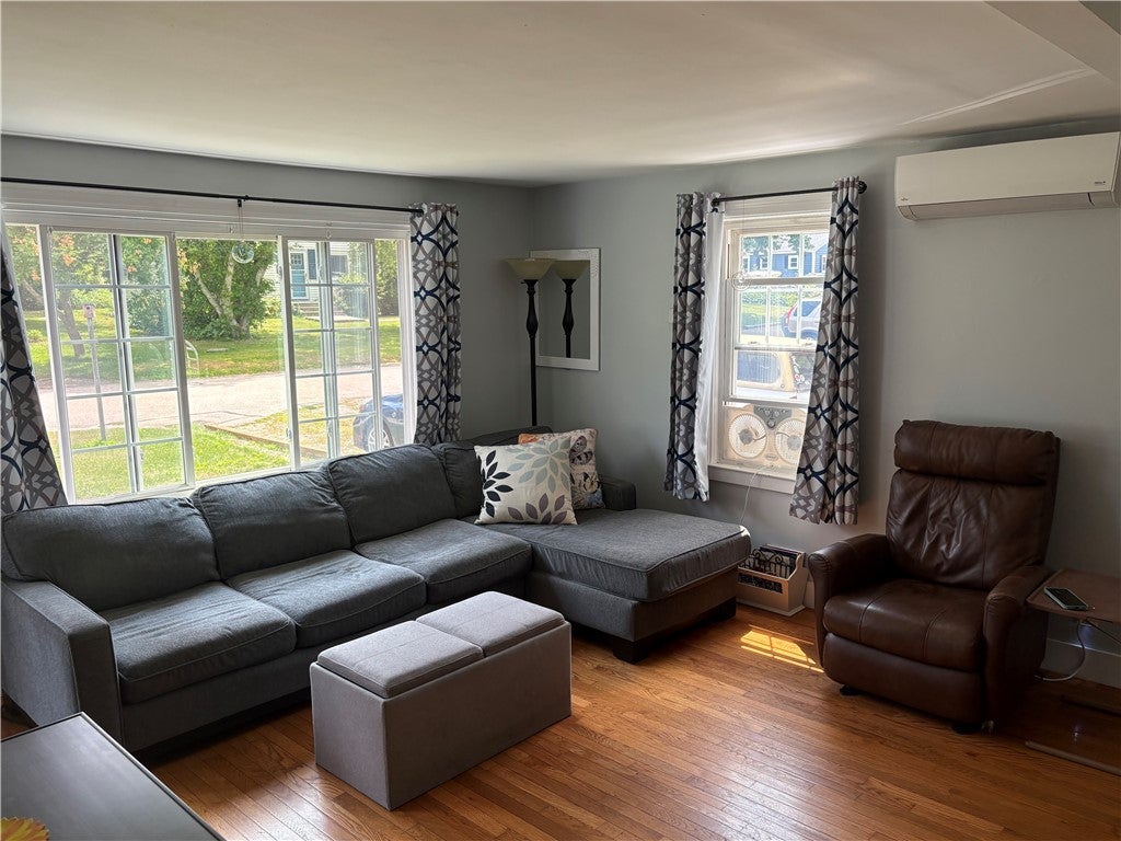 52 TwinLeaf Trail