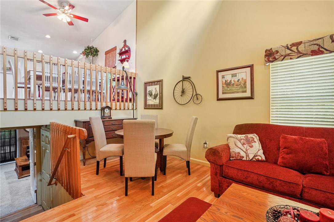 11 College Hill Road 4A