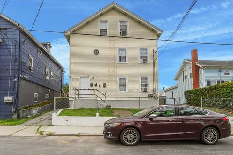 54 Jefferson Avenue Pawtucket RI 02860