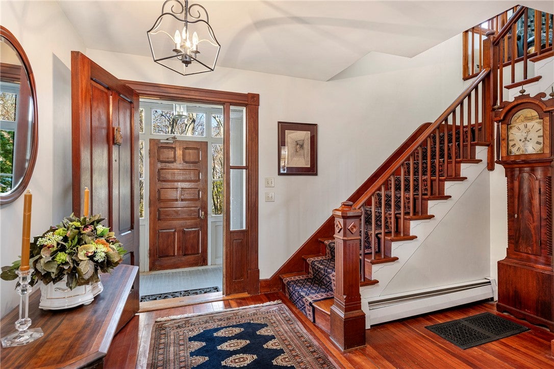 8 Walley Street 3 & 4