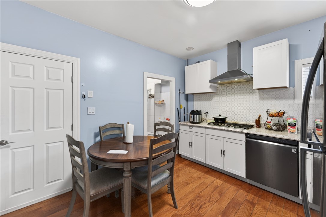 8 Arlington Avenue
