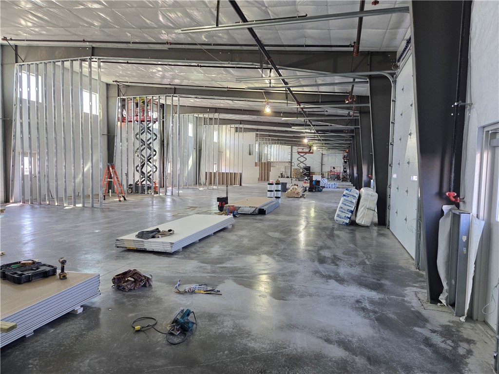 North Kingstown, Rhode Island 02852, United States, ,Commercial,Pending,109742