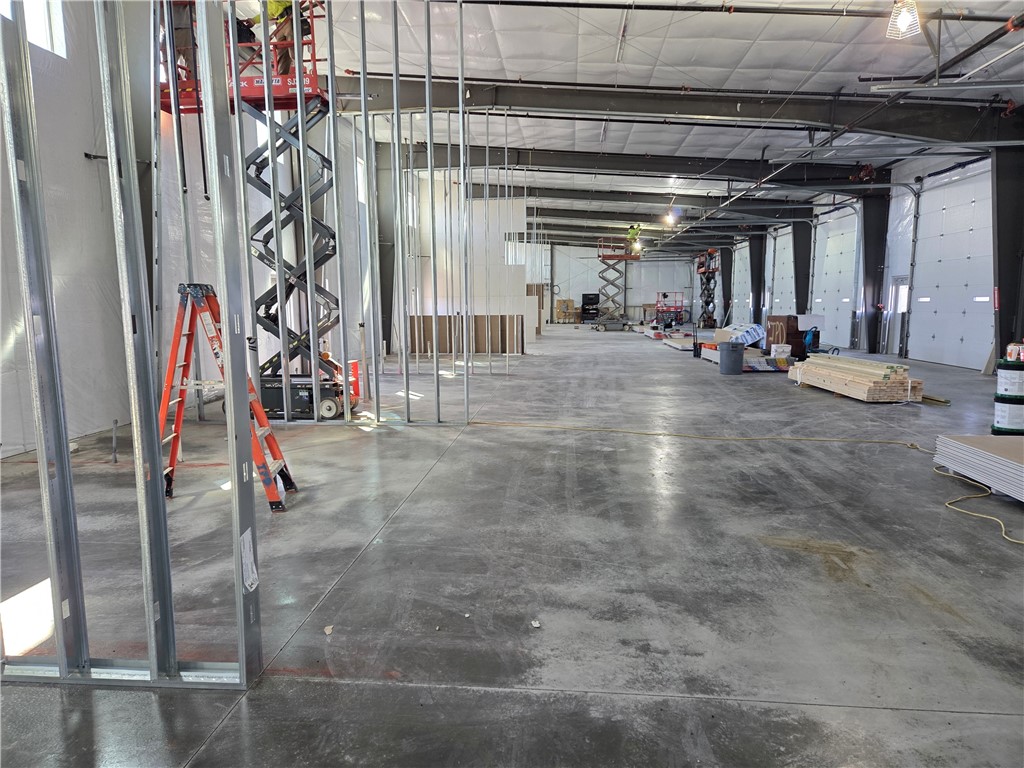 North Kingstown, Rhode Island 02852, United States, ,Commercial,Pending,109742