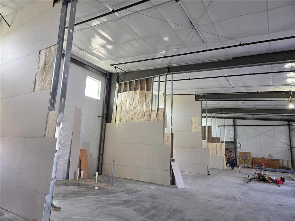 North Kingstown, Rhode Island 02852, United States, ,Commercial,Pending,109742