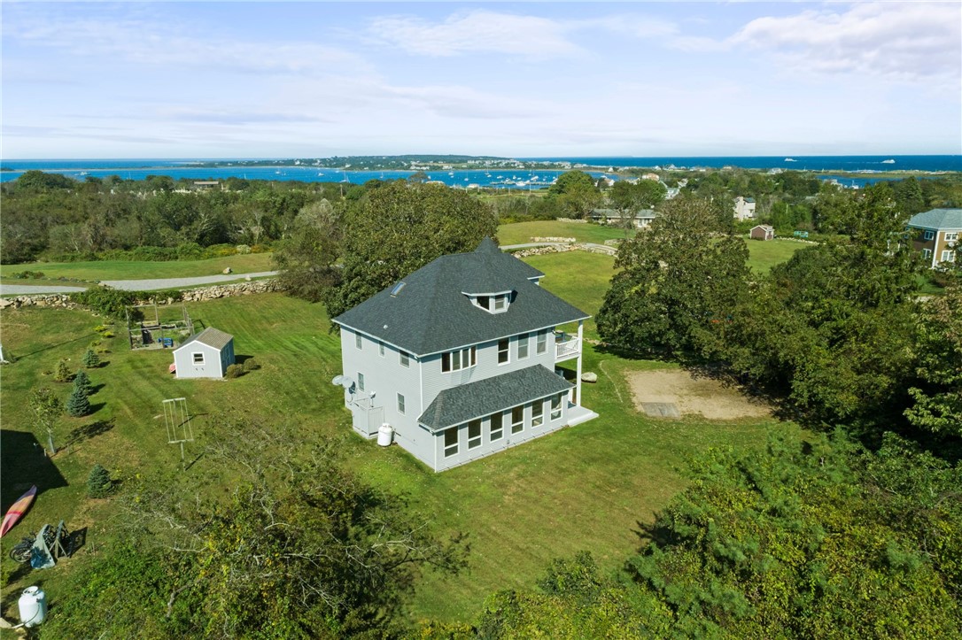 1194 Center Road