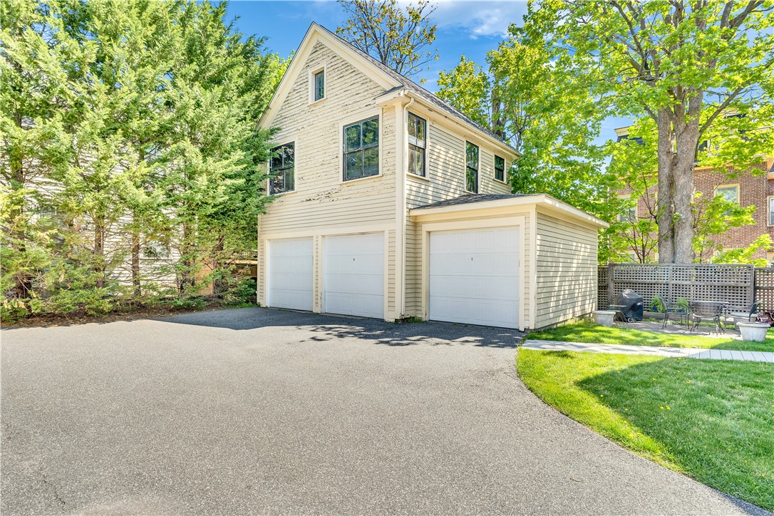 68 East Manning Street 1