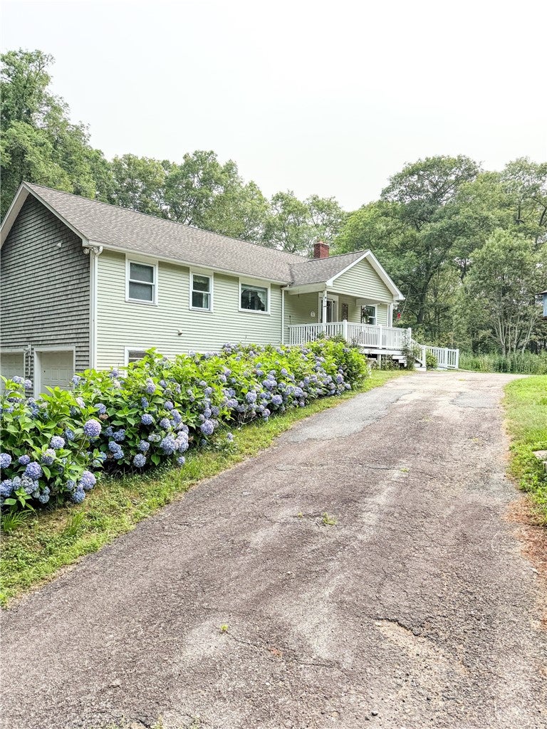 552 Main Street