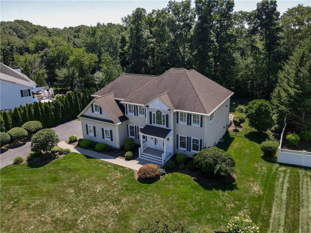 9 Elizabeth Drive