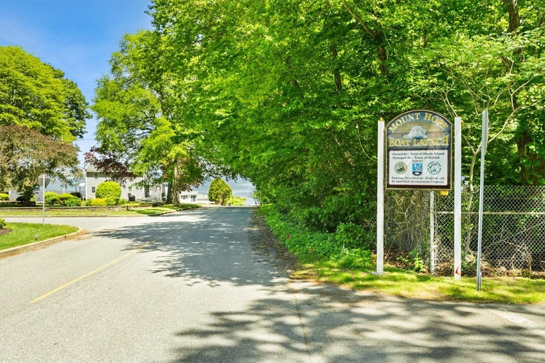 2 Lafayette Drive
