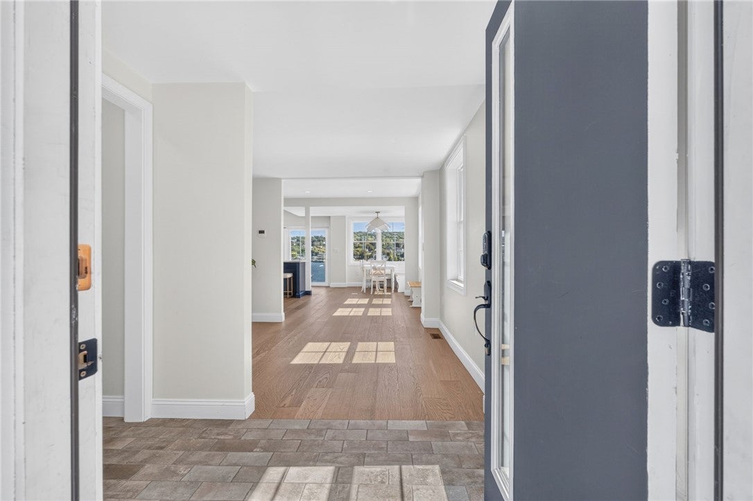 3 Narragansett Boulevard