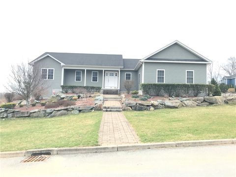 36 Abatecola Way Johnston RI 02919