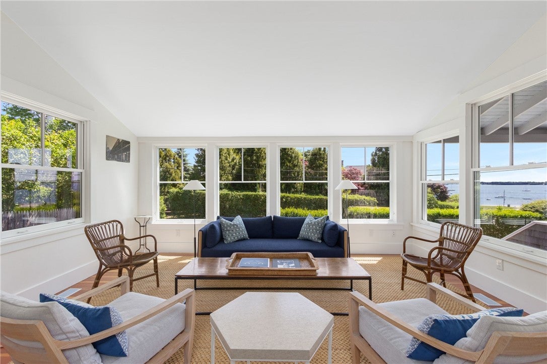 47 Longfellow Road