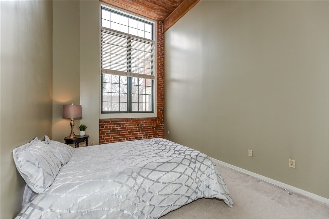 15 Higgins Street 311