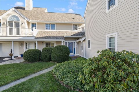 308 Corey Lane Middletown RI 02842