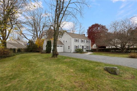 33 Melrose Avenue Barrington RI 02806